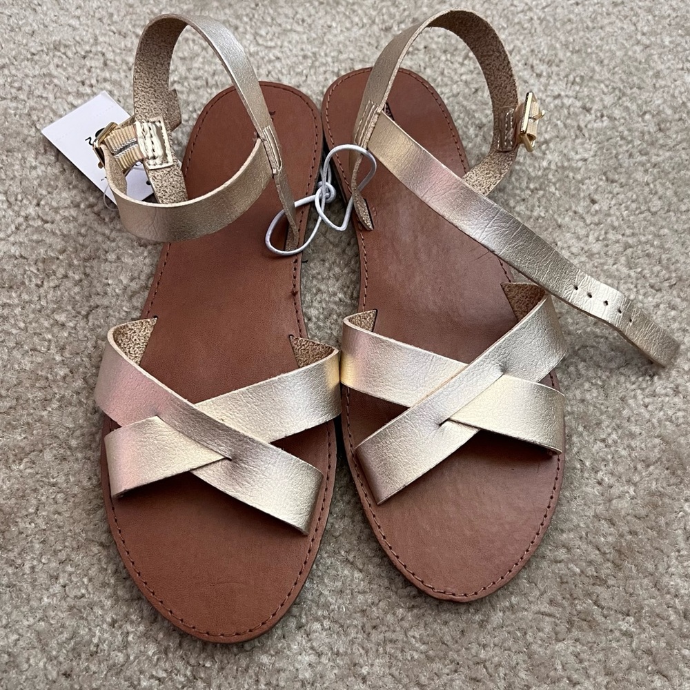 Gold sandals - 8.5 💕✨ target brand // new with tags!